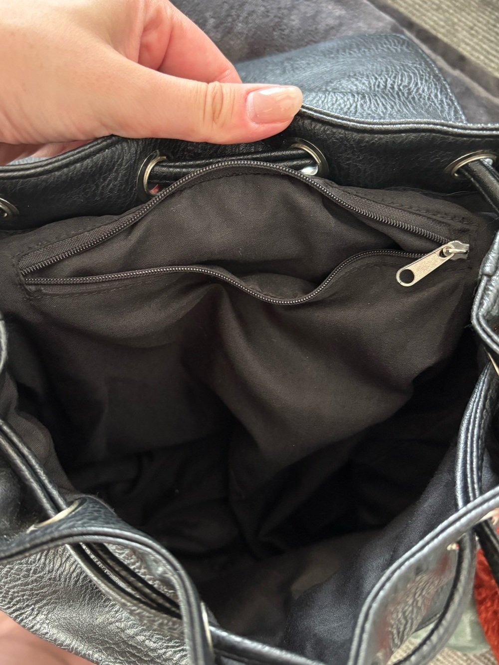 Black Tassel Drawstring - Picture 5 of 7